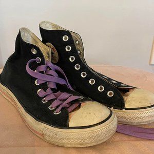 High Top Converse Chuck Taylor Black with pink tongue, Men 7/Women 9